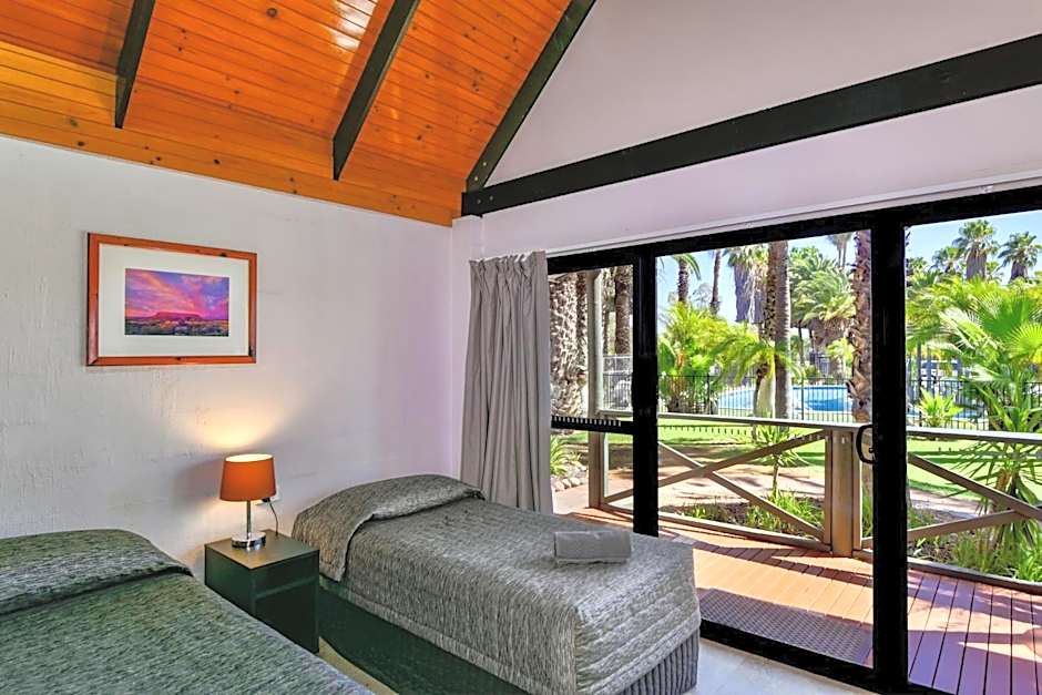 Desert Palms Alice Springs