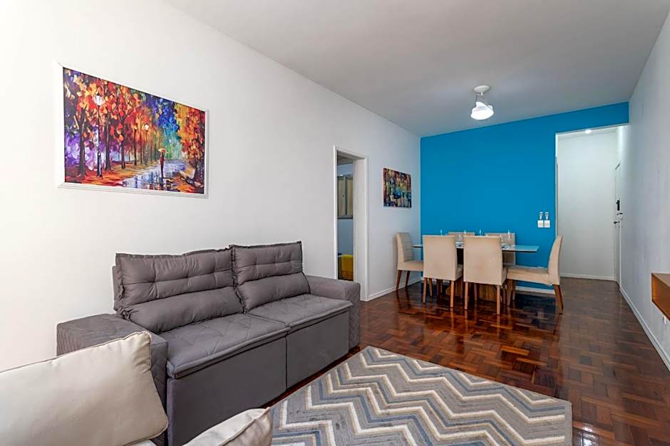 Aconchego em Copacabana para casais - BR608 Z4