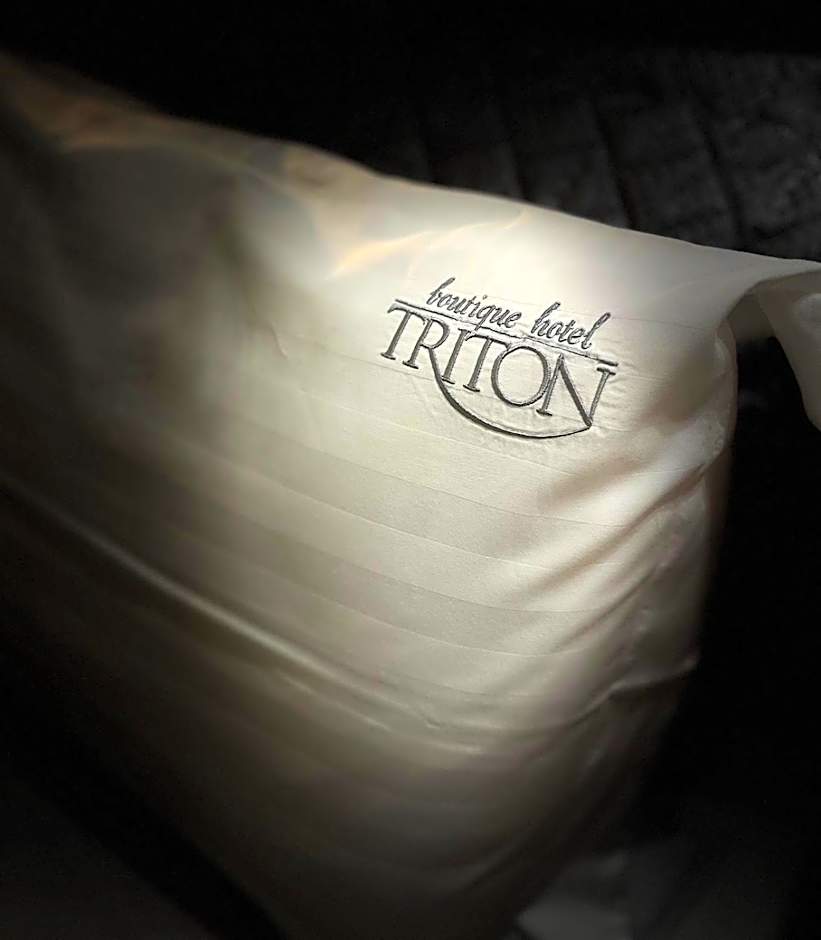 Triton Hotel Piraeus