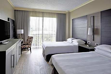 1 Bedroom Deluxe Suite, 2 Queen, Sofa Bed