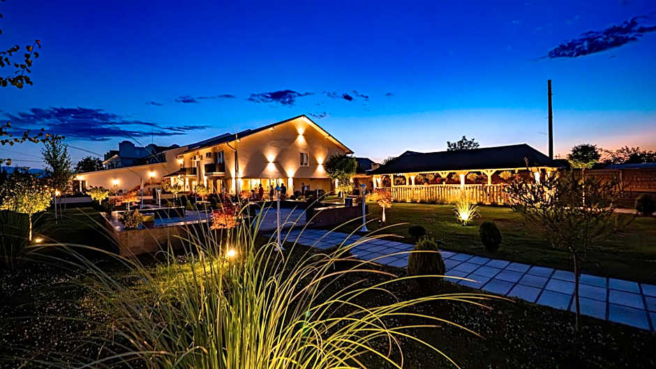 Pensiunea Sarmis Cristal