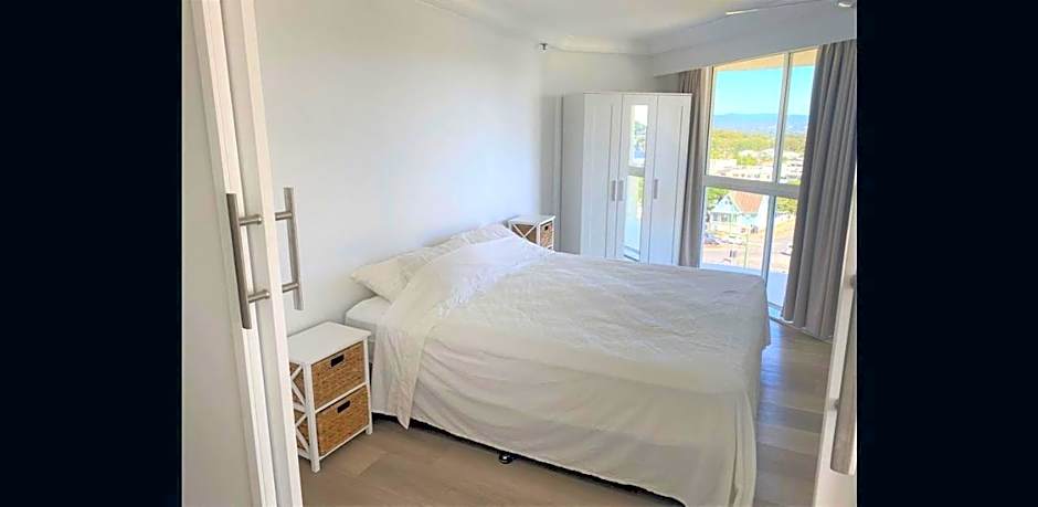 Burleigh Surf Apartments