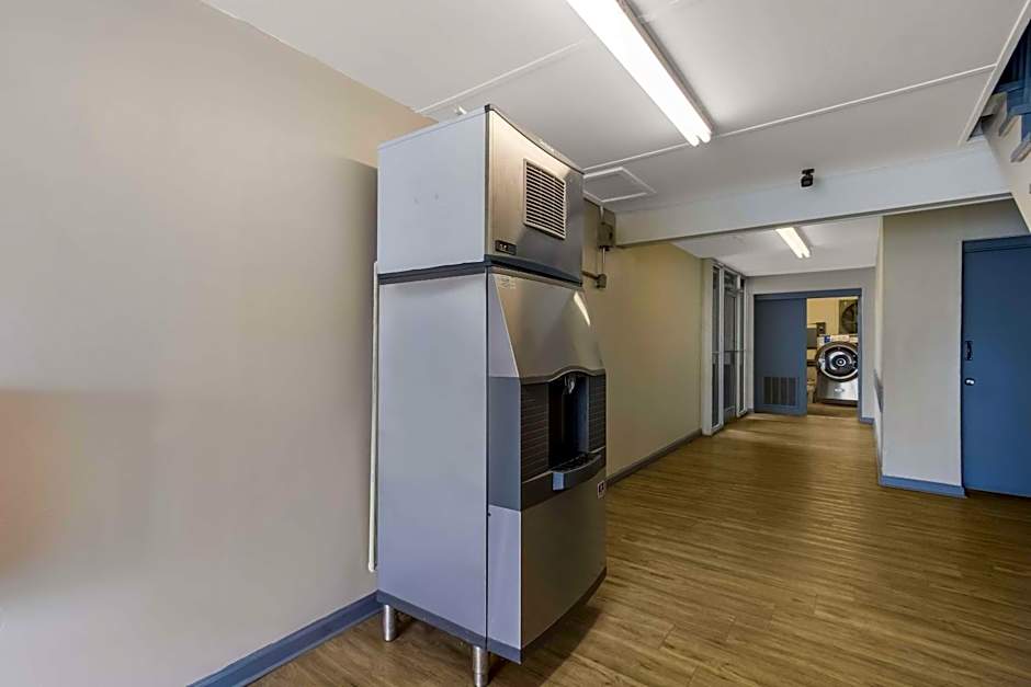 Econo Lodge Cherry Point