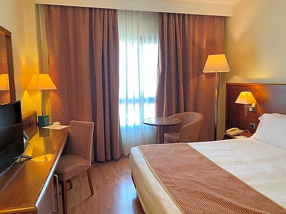 Holiday Inn Cagliari By IHG