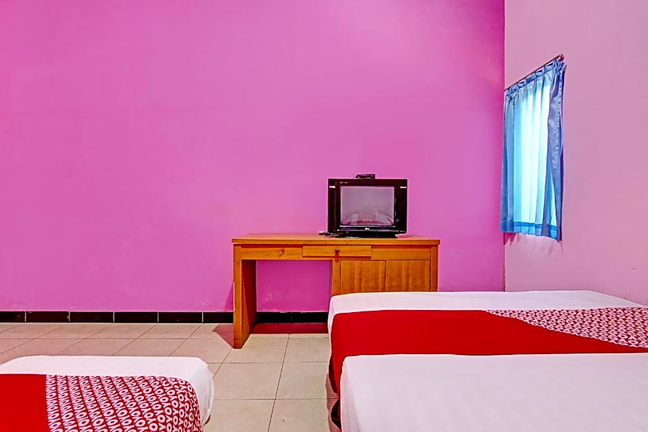 OYO 93660 New Family Hotel Syariah