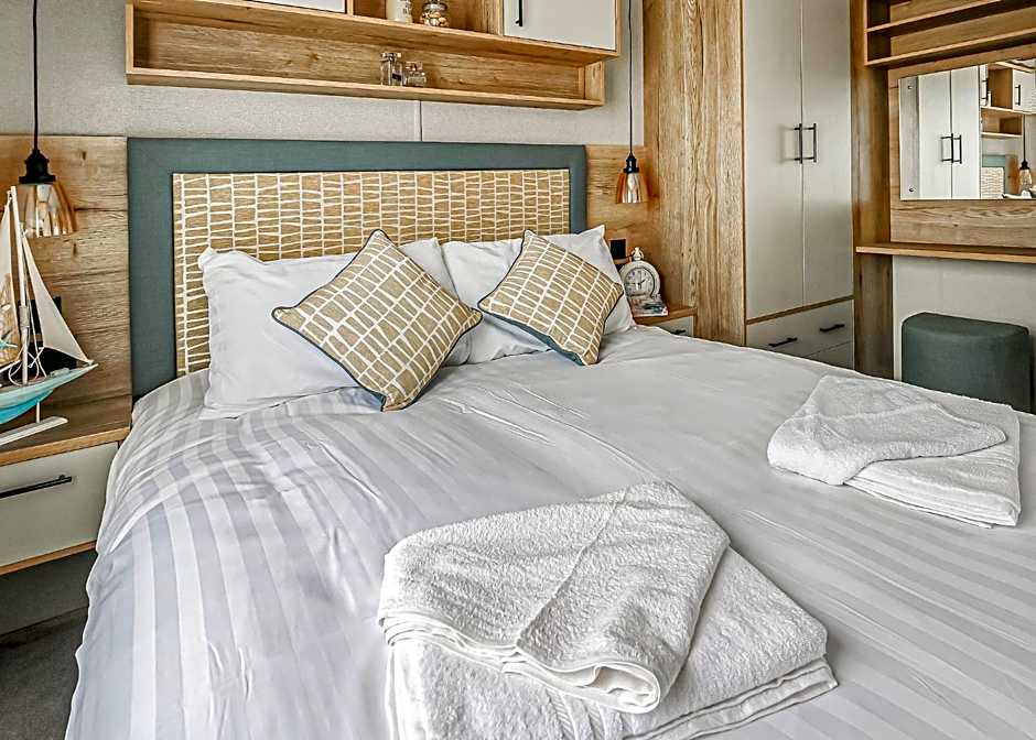 Waters Edge Leisure Park