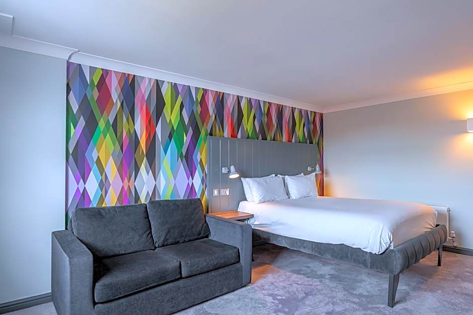 Village Hotel Chester St David's