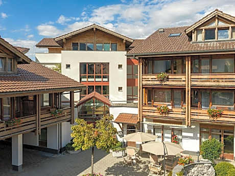 Hotel Aeschi Interlaken - Handwritten Collection