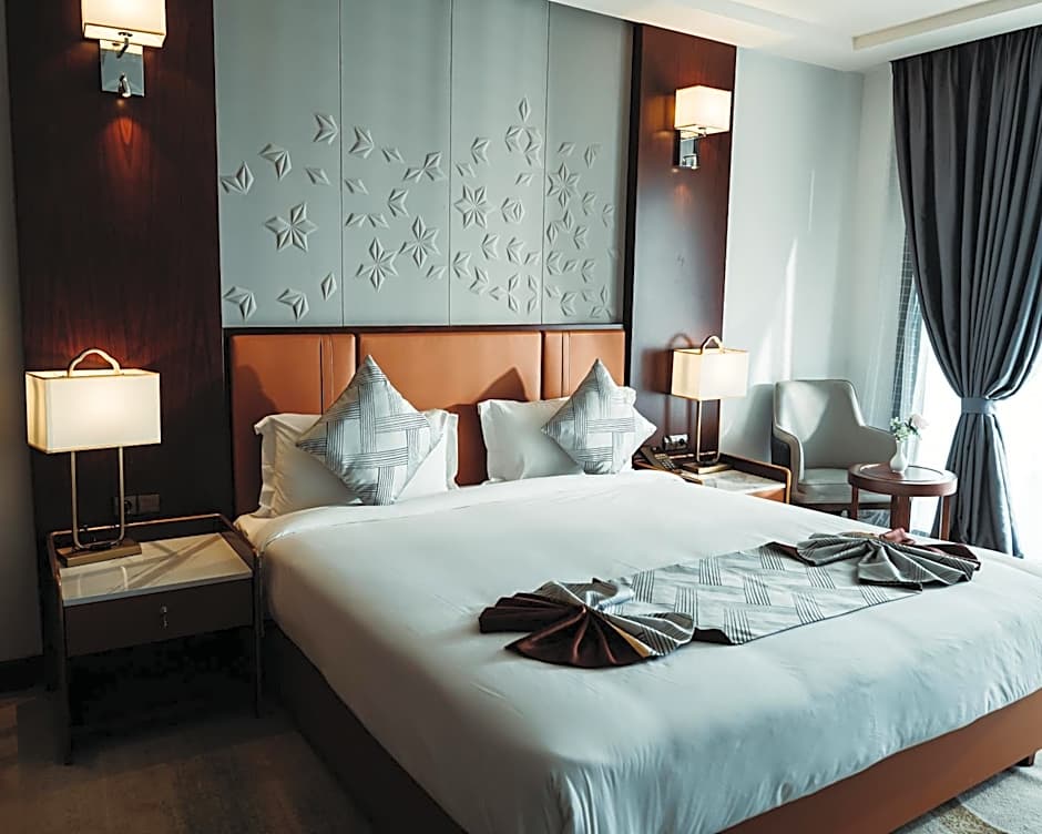 Executive Suite — 4 fotoğraftan 1. fotoğraf