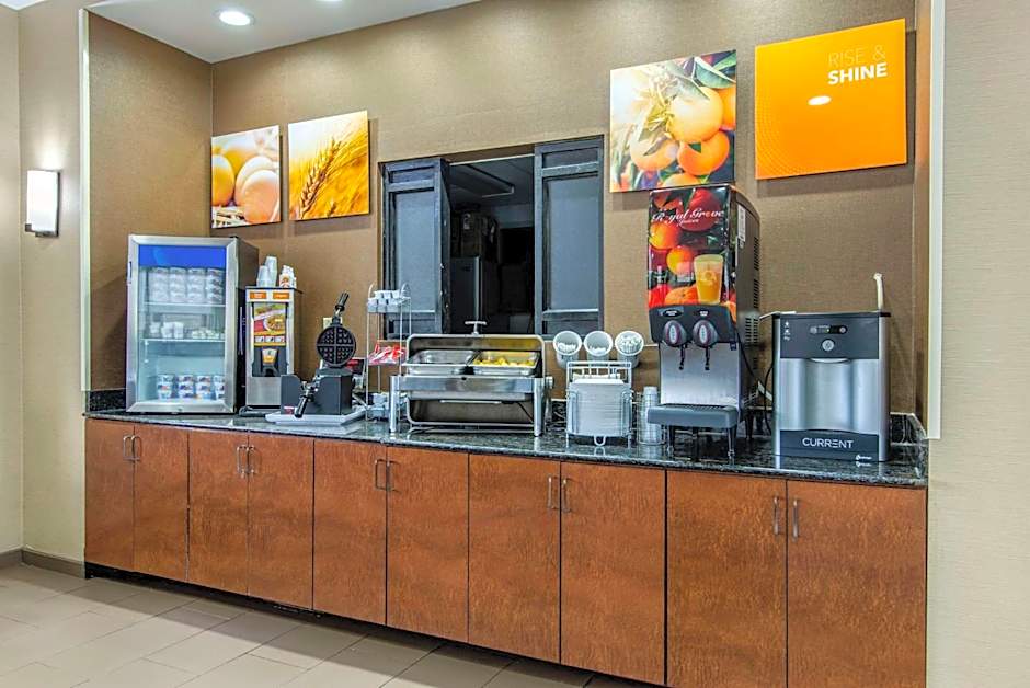 Comfort Suites Macon Northwest