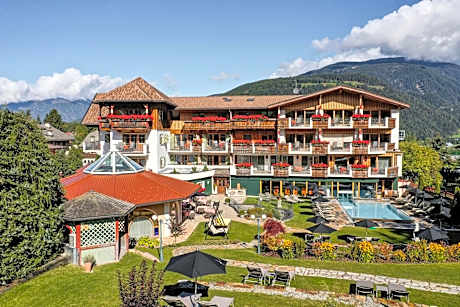 Mirabell Dolomites Hotel