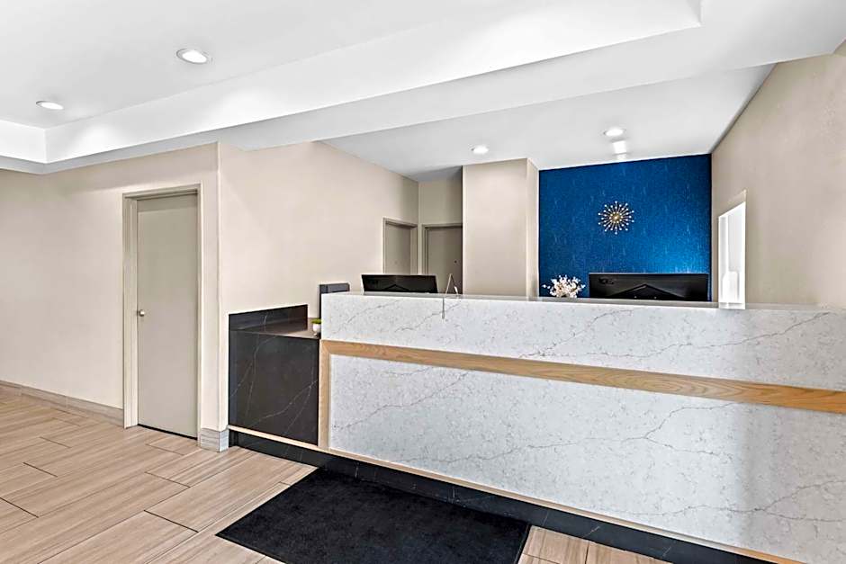 Best Western Ottumwa Inn & Suites