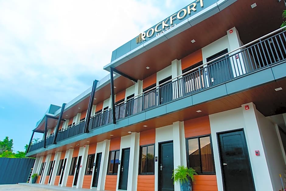Rockfort Hotel