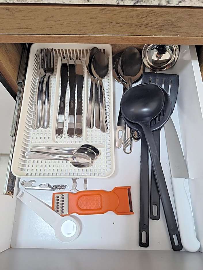 Apto moderno com varanda, piscina e academia