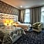 Premier Old Gates Hotel