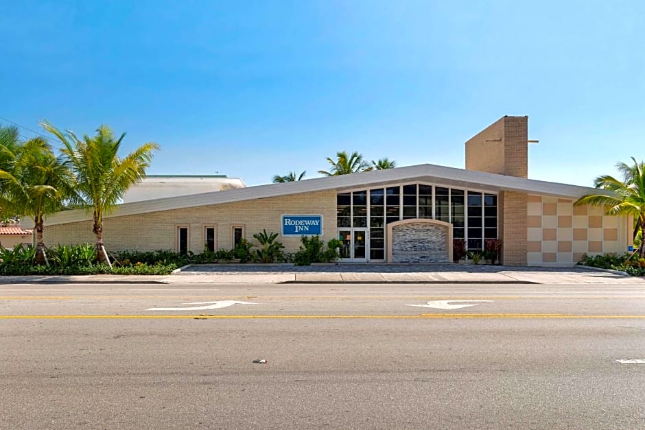 Rodeway Inn near Hollywood Beach