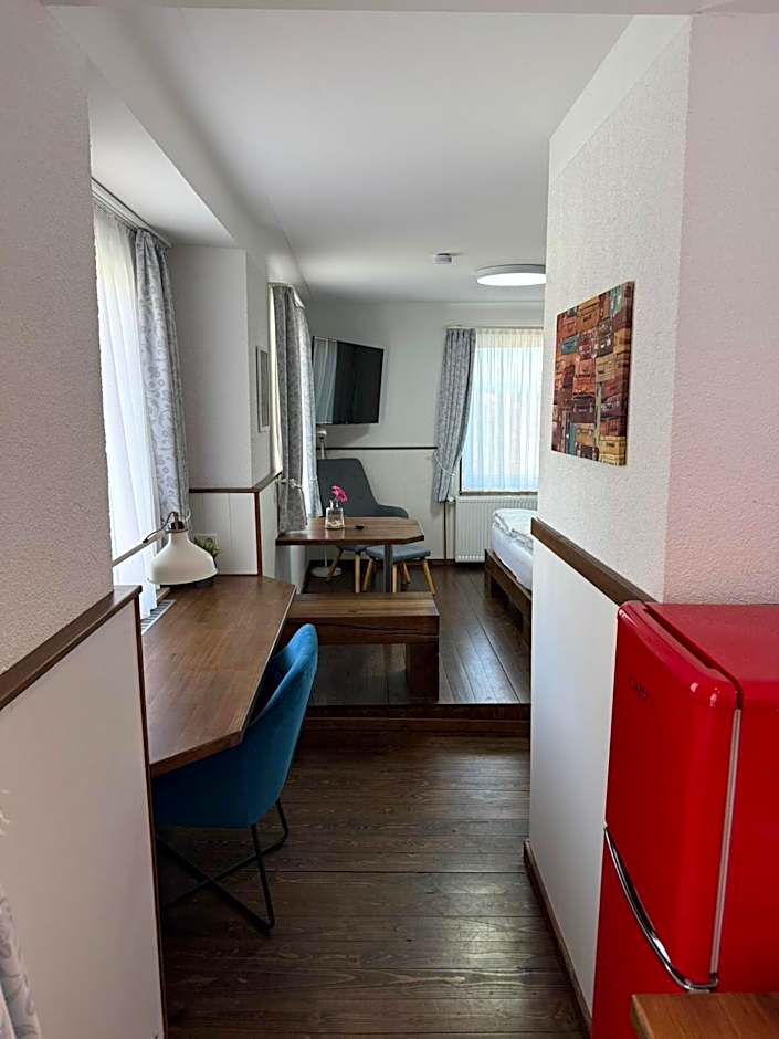 Hotel Schöne Aussicht renoviert