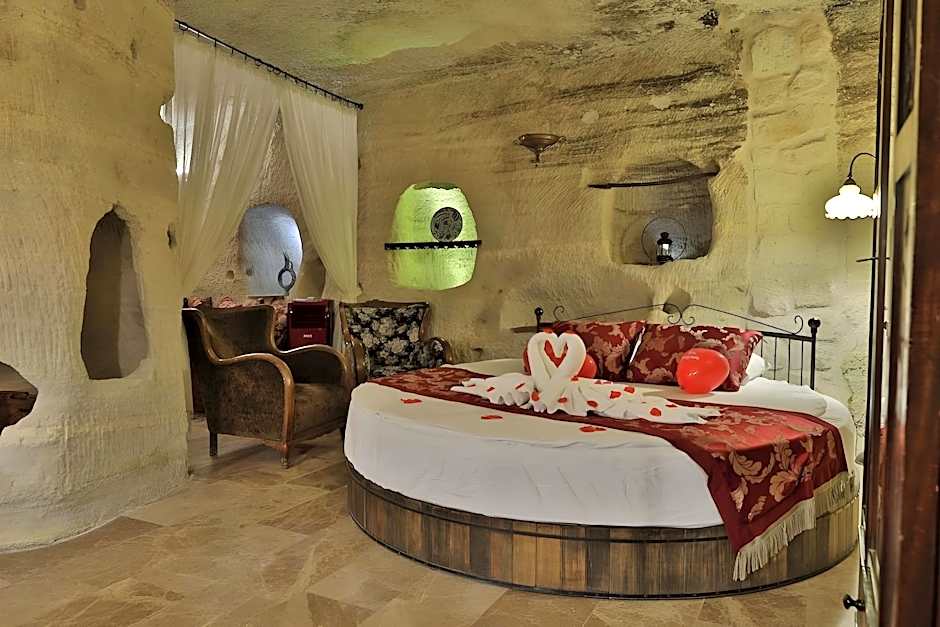 Mithra Cave Hotel