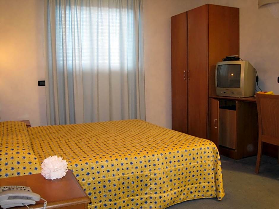 Hotel Italia