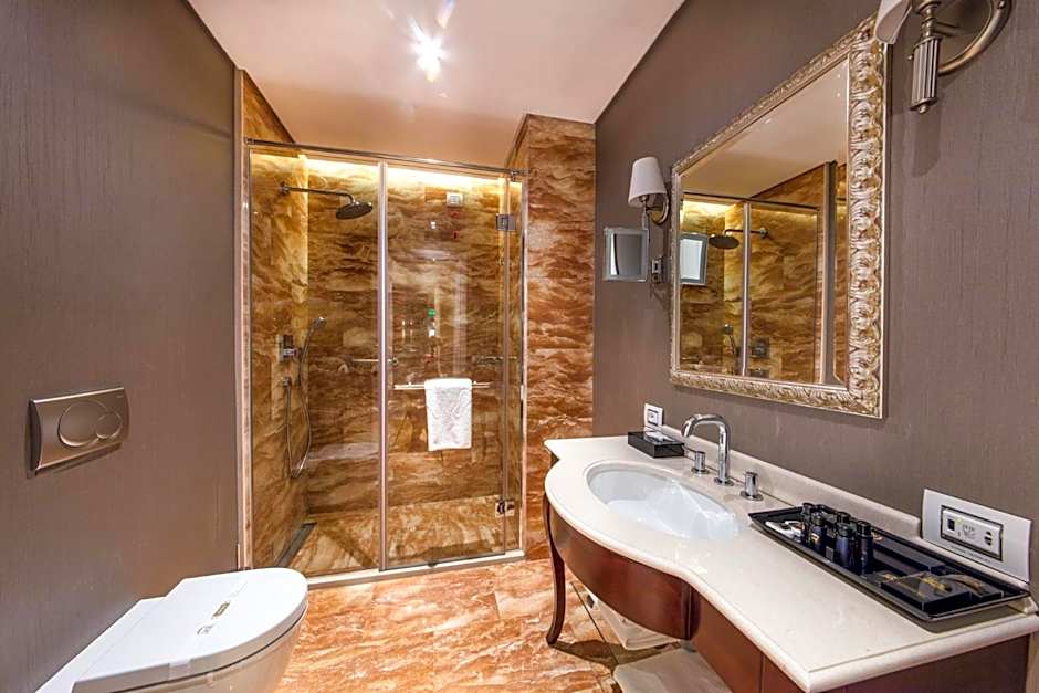 Xheko Imperial Luxury Hotel & SPA