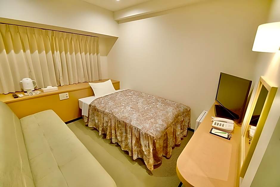 Kyoto Universal Hotel Karasuma