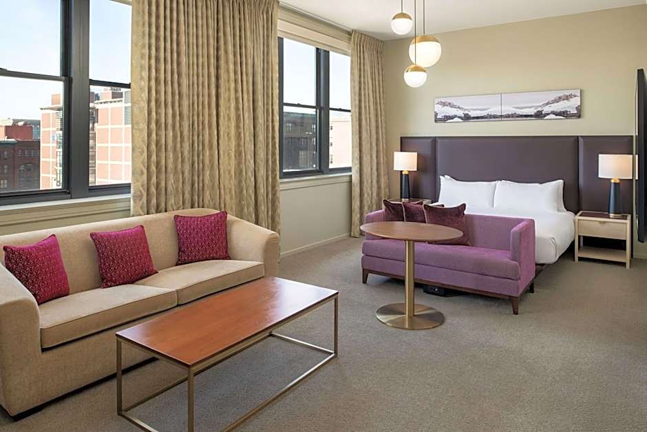 Hotel Savoy Kansas City, Tapestry Collection by Hilton