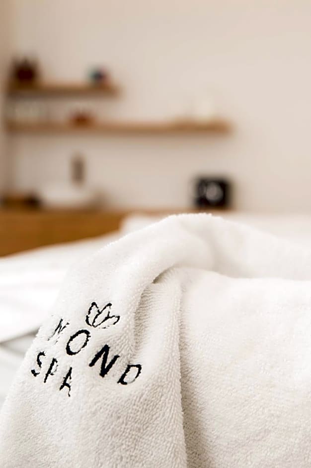 Almond Hotel - Adults only