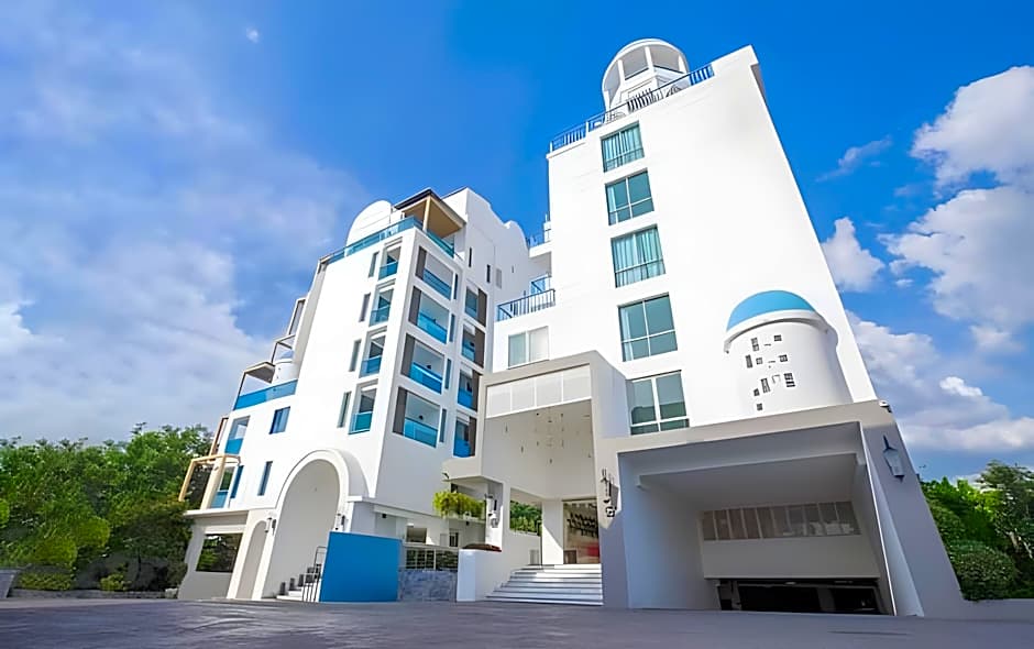 Costa Village Bangsaray