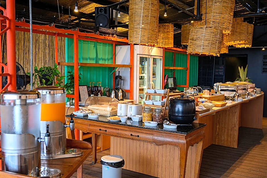 Quarter 09 Beach Hotel