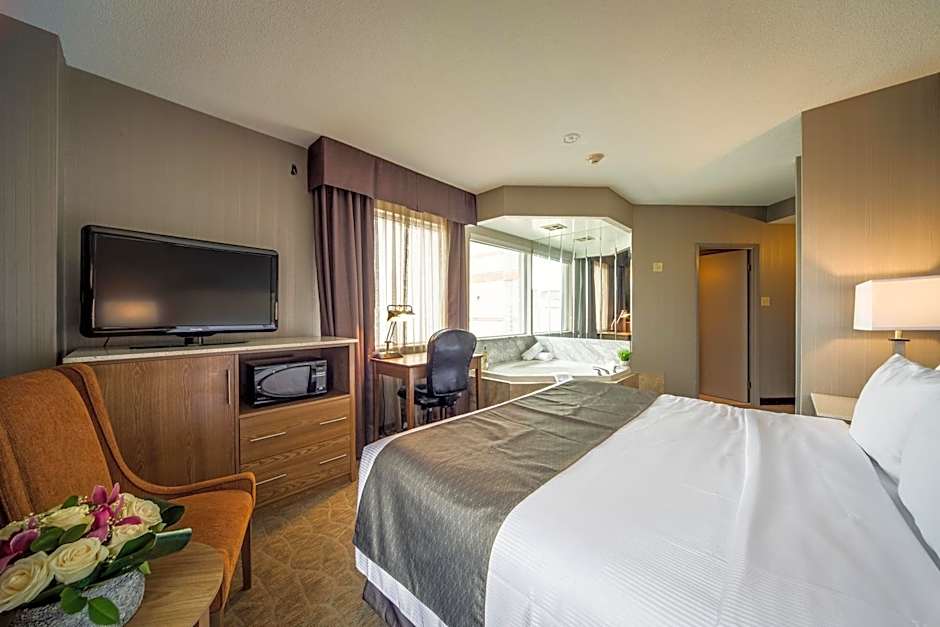 Monte Carlo Inns Airport Suites