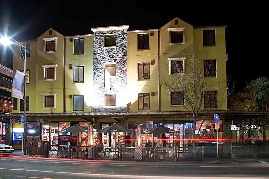 Base Backpackers Queenstown