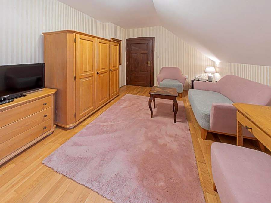 Hotel Salamander - Garni