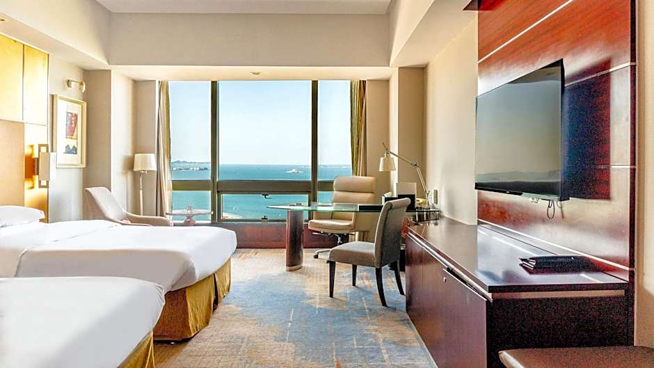 Crowne Plaza Yantai Sea View By IHG