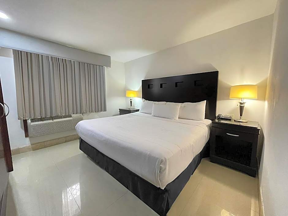 Wyndham Garden Los Mochis Plaza Inn