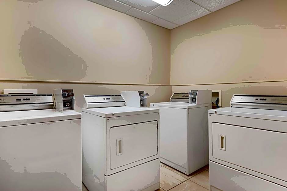 Best Western Rocky Mountain House Inn & Suites