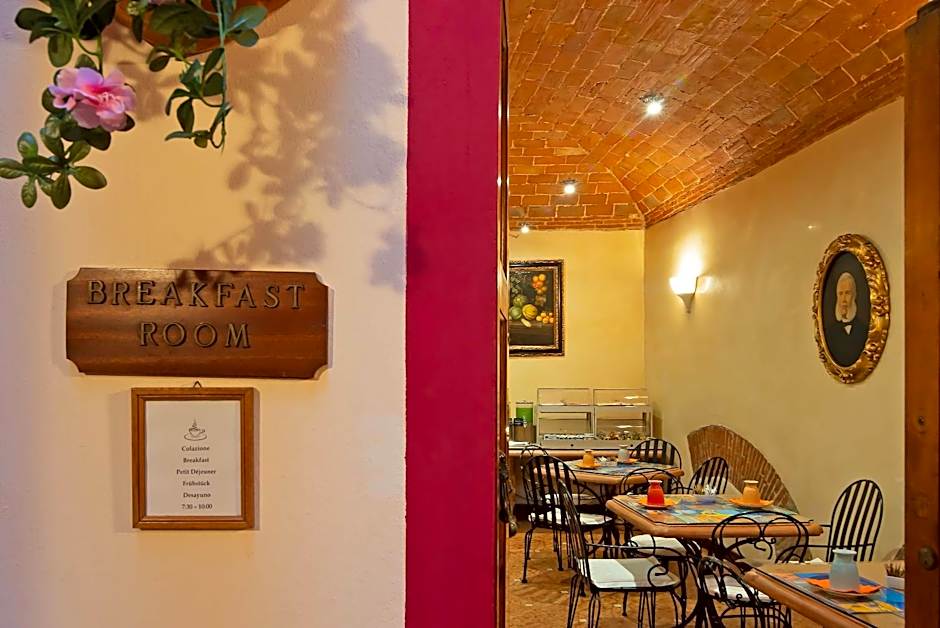 Porta Faenza Hotel