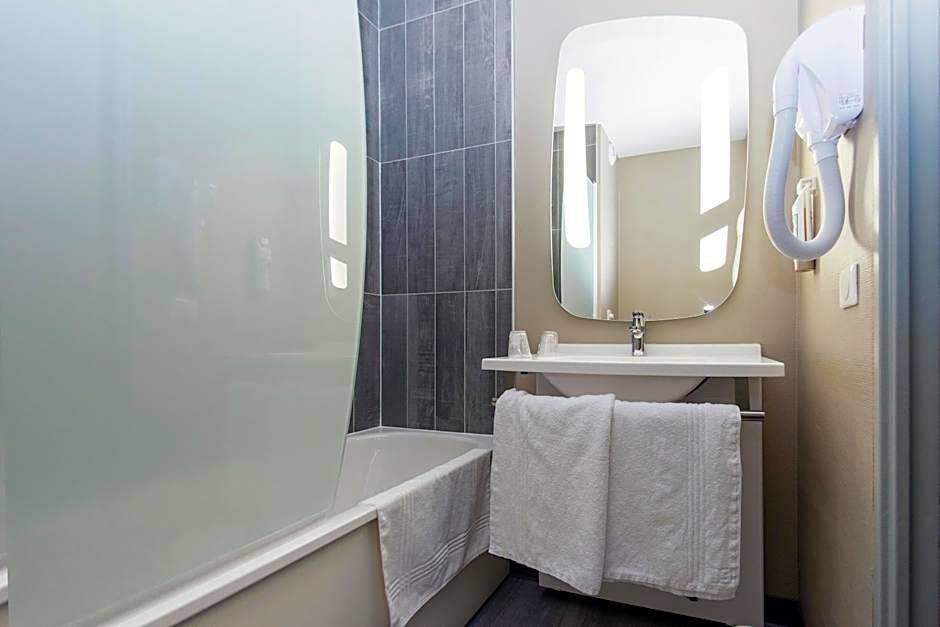 Ibis Falaise Coeur De Normandie