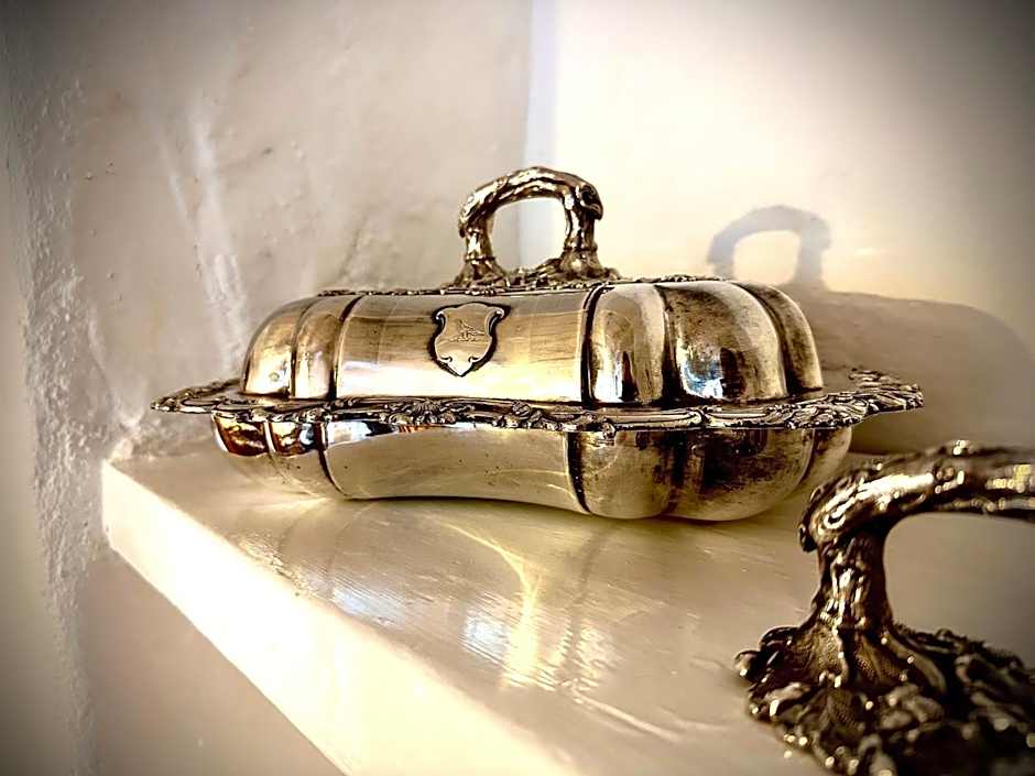 The White House at The Tinners Arms