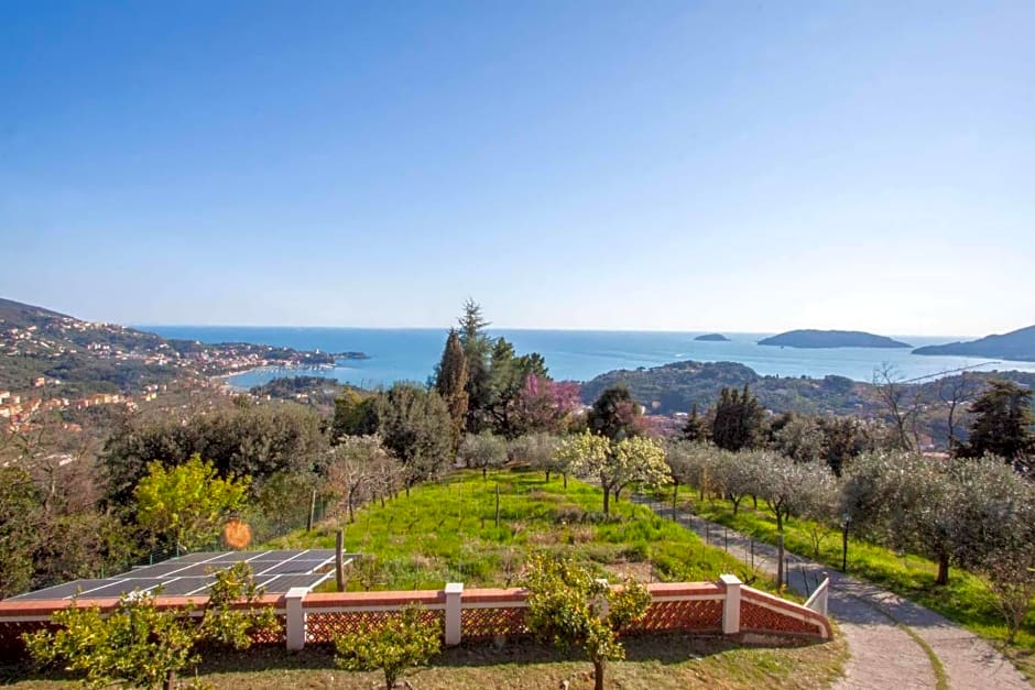 La Camelia Bianca B&B – Lerici, PA