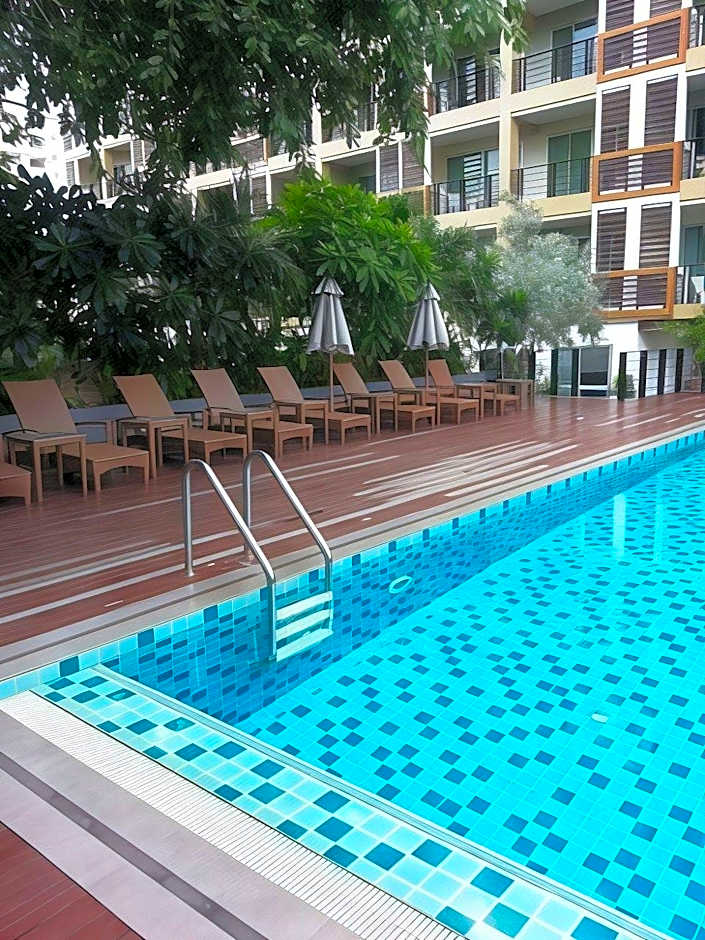 August Suites