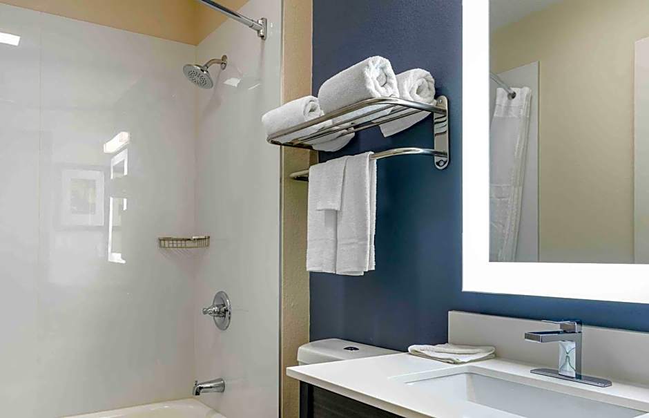 Extended Stay America Suites - Arlington - Six Flags