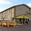 Super 8 by Wyndham Grand Rapids/Wyoming