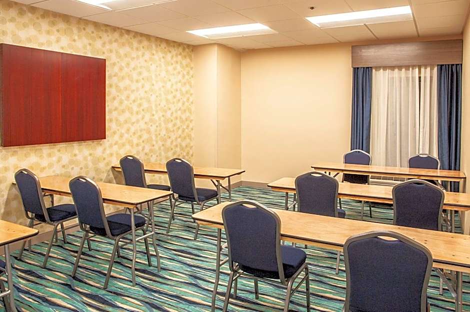 Hampton Inn By Hilton And Suites Jackson-Coliseum