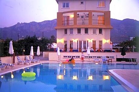 The Prince Inn Hotel & Villas