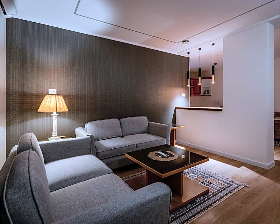 Prestige Hotel Suites