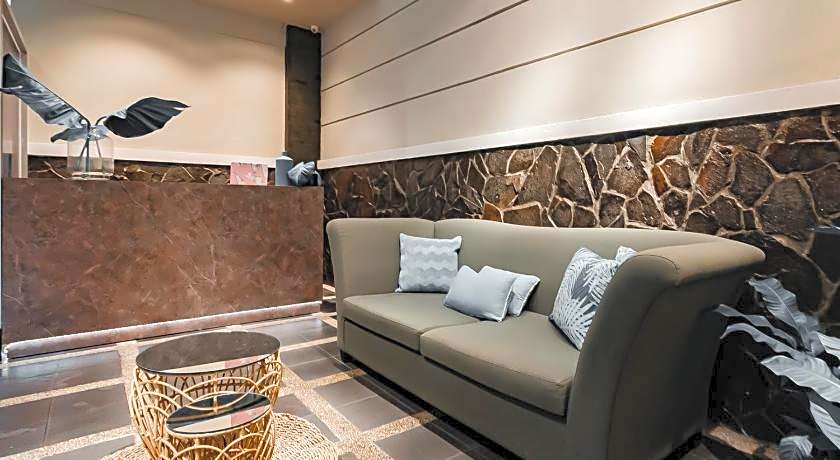 RedDoorz Plus @ Bagusrangin Street