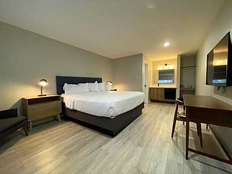 Superior King Room