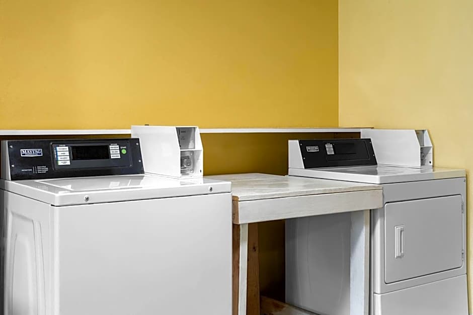 Baymont by Wyndham Jefferson City