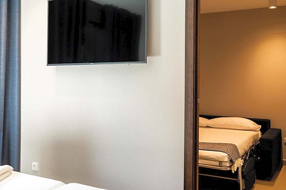 Ramirez Flats Valencia