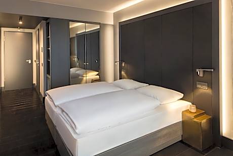 Business Room